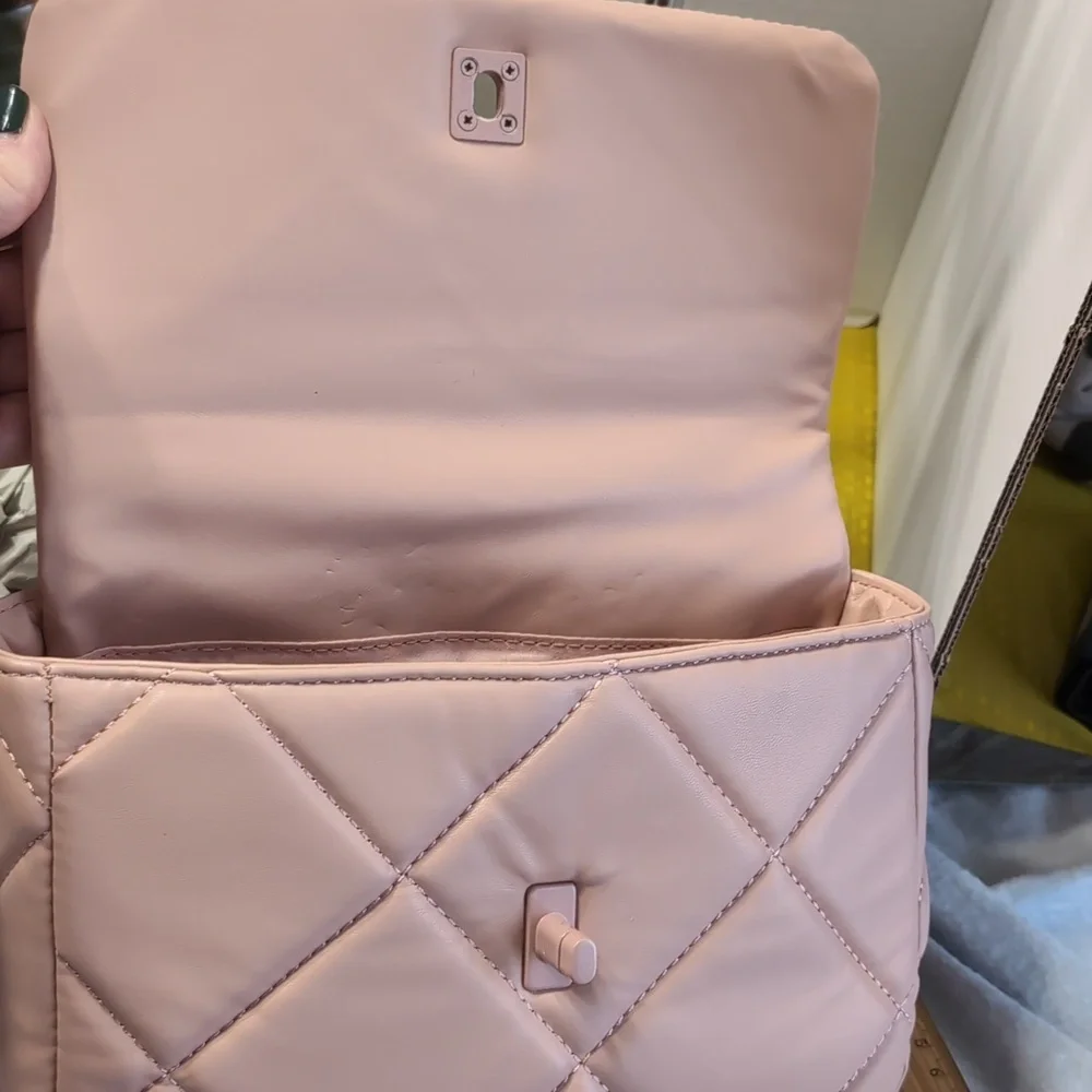 Gilda Paris G Logo Pink Quilted Women's Crossbody